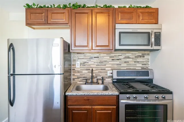 $377,000 | 2509 Ala Wai Boulevard, Unit 301, Honolulu, HI 96815