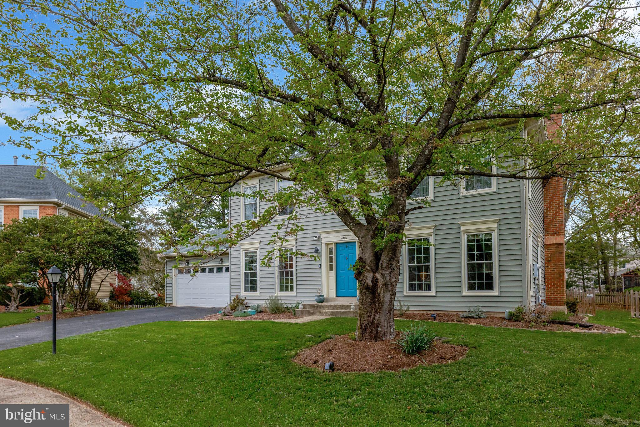44116 Bristow Circle Ashburn, VA 20147 - Photo 5 of 79 front view of a house with a yard