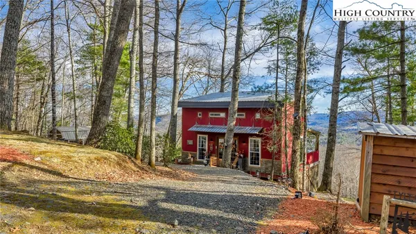 $329,900 | 871 Lower Nettle Knob Road, West Jefferson, NC 28694