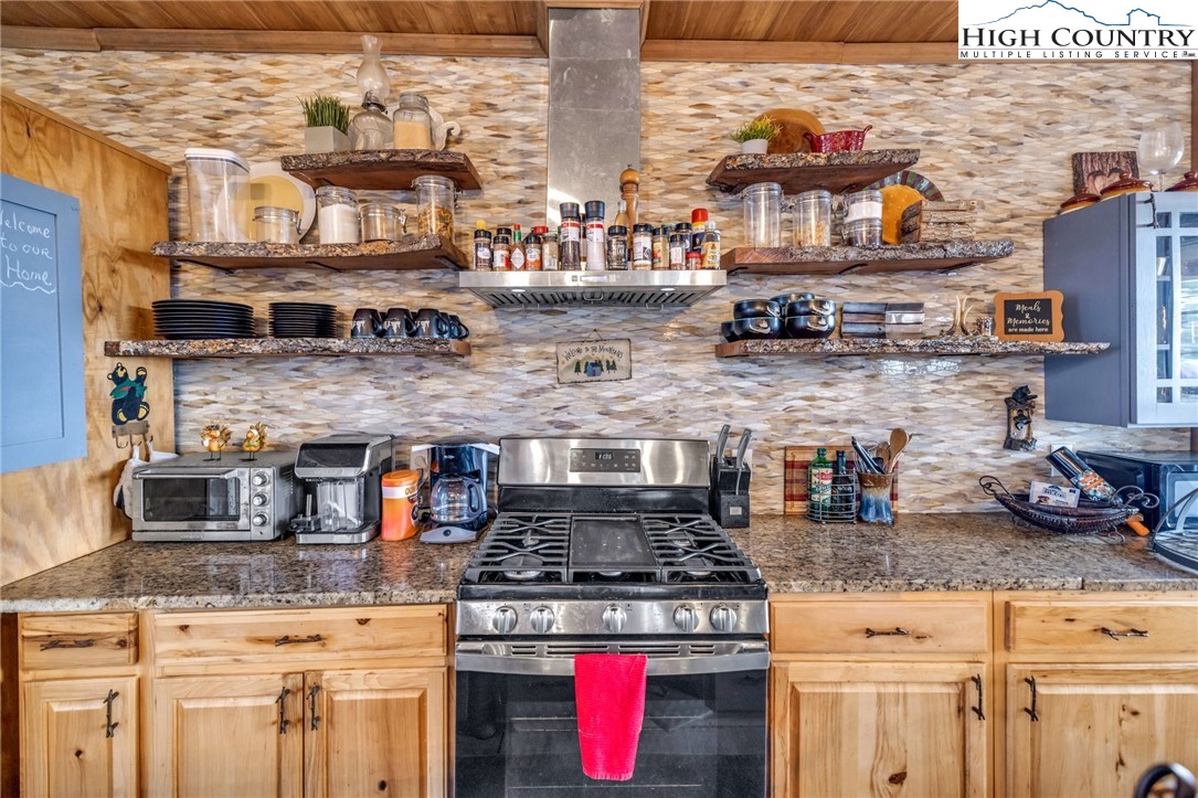 871 Lower Nettle Knob Road West Jefferson, NC 28694 - Photo 16 of 47