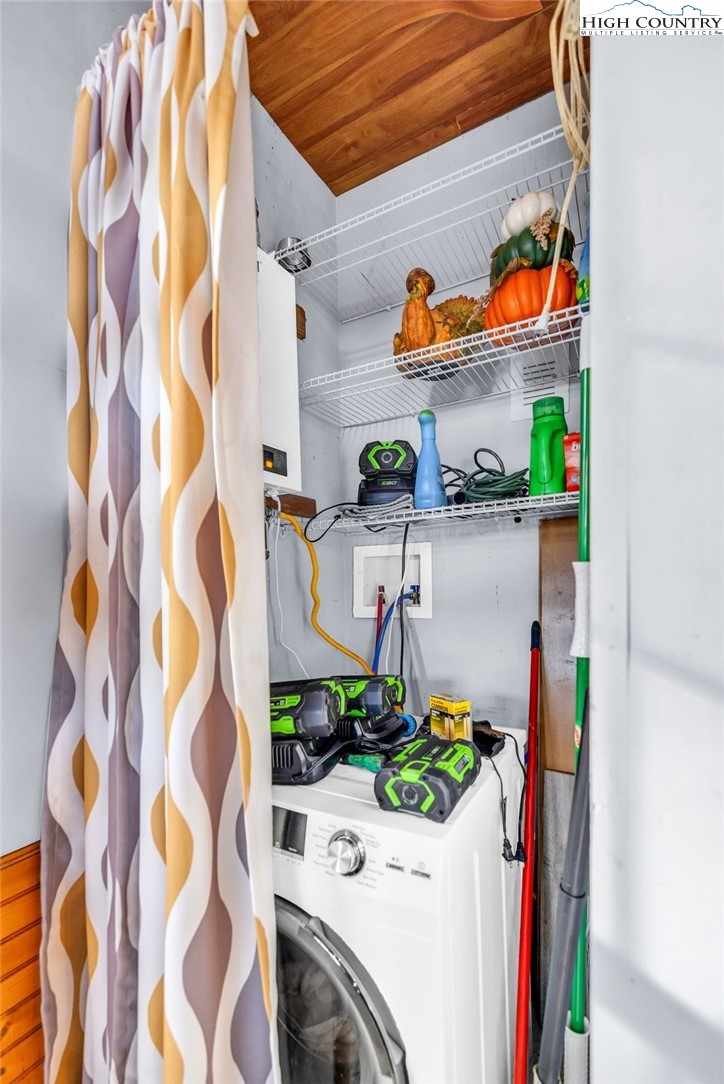 871 Lower Nettle Knob Road West Jefferson, NC 28694 - Photo 23 of 47