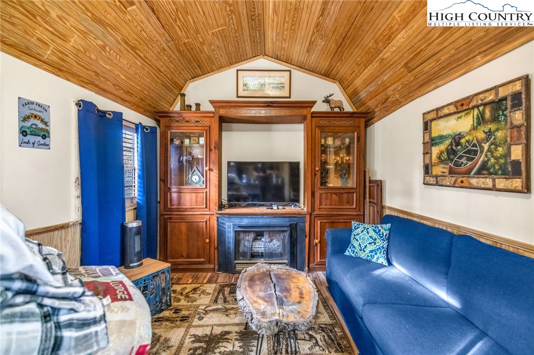 871 Lower Nettle Knob Road West Jefferson, NC 28694 - Photo 32 of 47