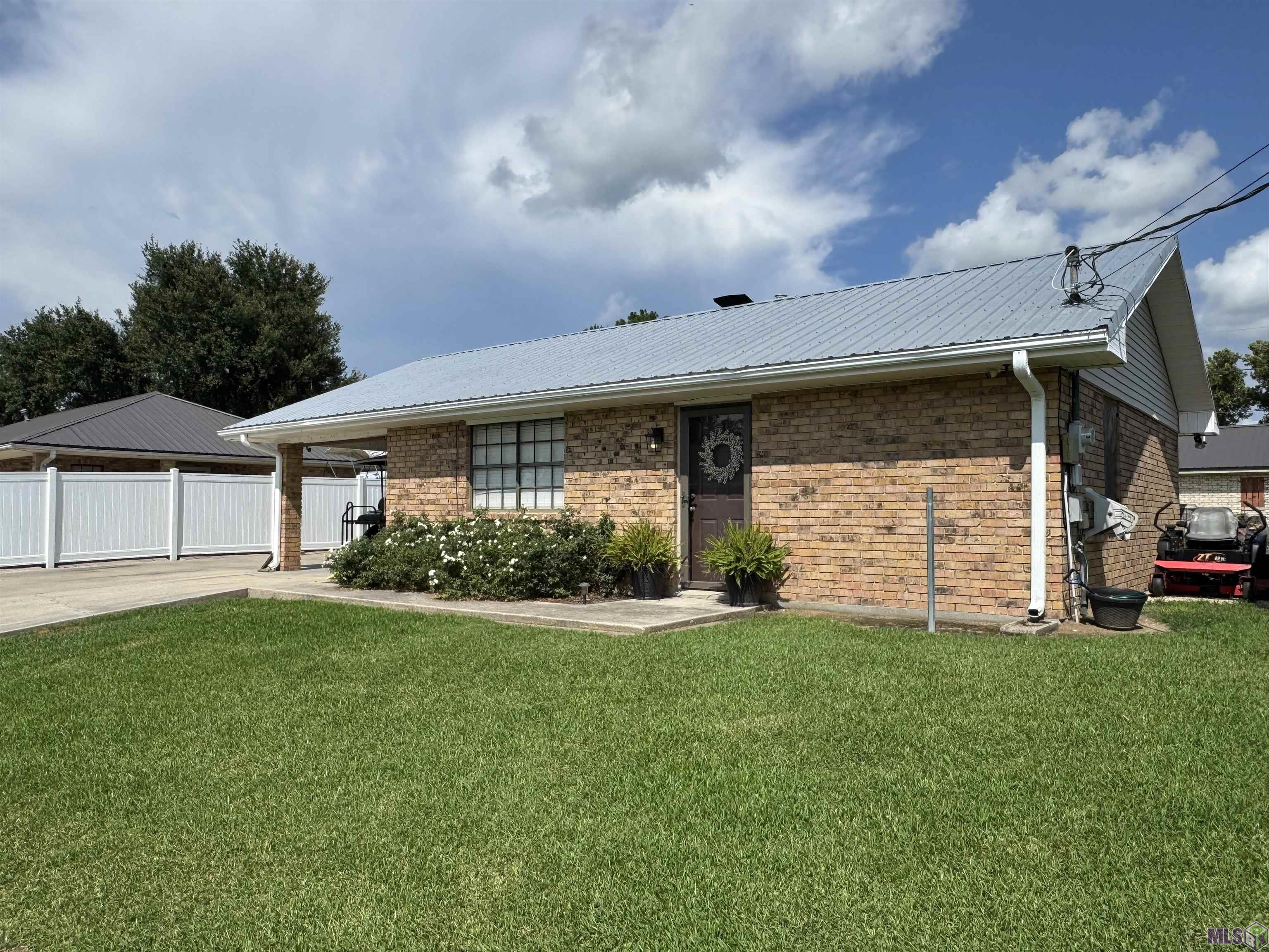 229 Marcelle Street Larose, LA 70373 - Photo 9 of 10
