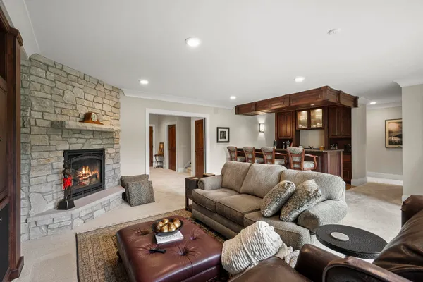 $1,999,500 | 596 Hillcrest Lane, Brooklyn, WI 53521