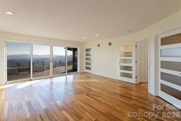 $2,950,000 | 525 Elk Mountain Scenic Highway, Asheville, NC 28804