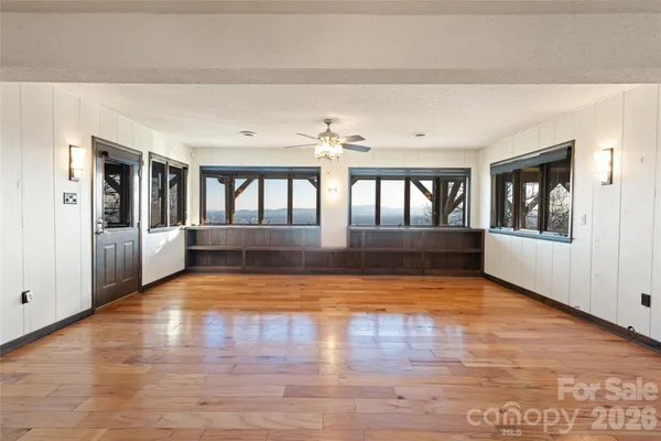 $2,950,000 | 525 Elk Mountain Scenic Highway, Asheville, NC 28804
