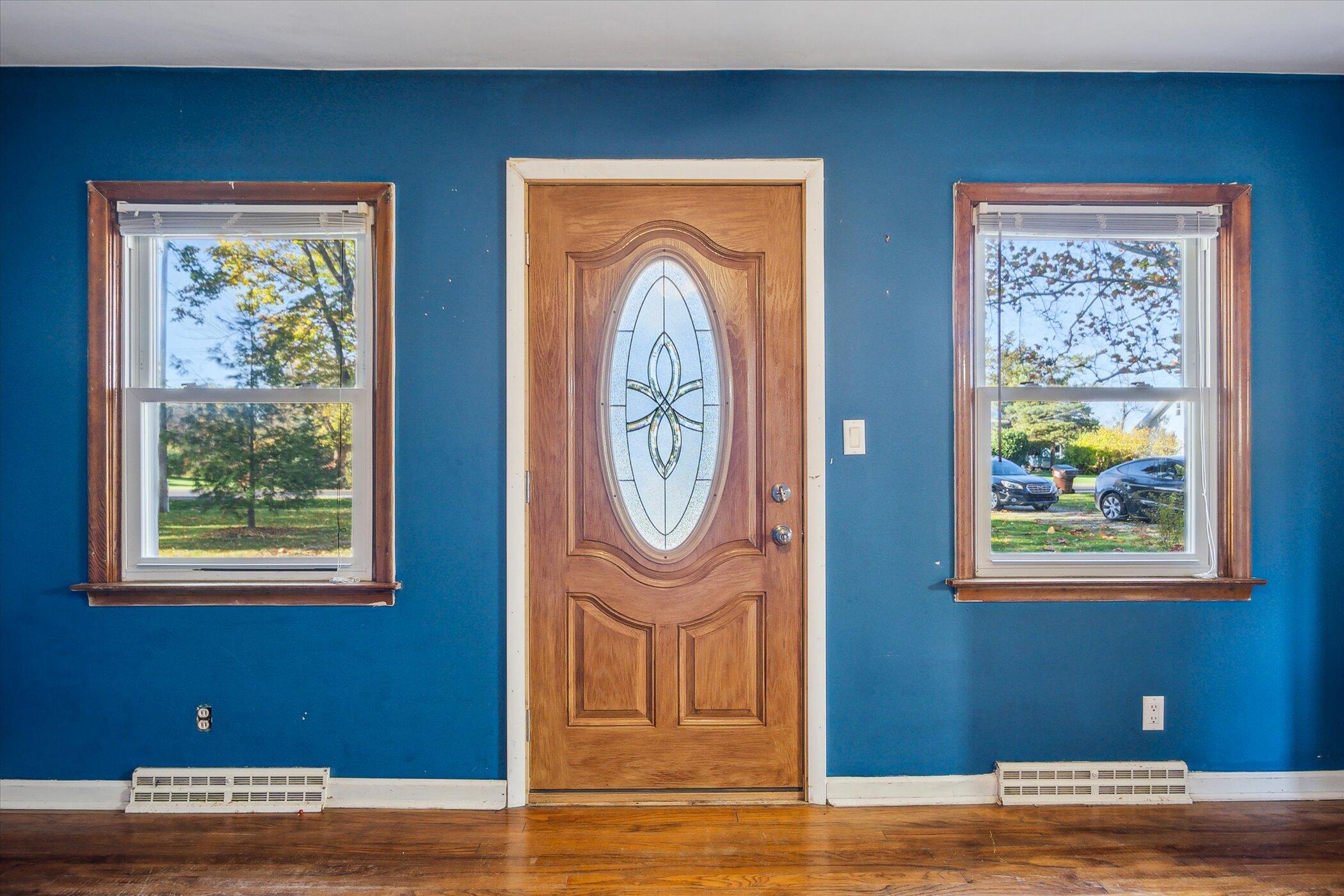 1906 Heiss Road Monroe, MI 48162 - Photo 7 of 32 07-1906-Heiss-Rd-Monroe-MI-48162-WindowS