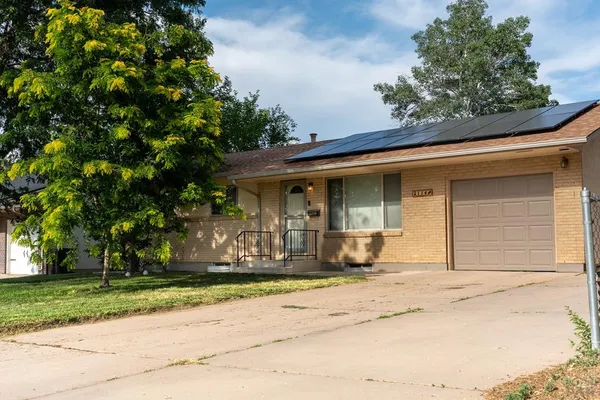 $289,900 | 2114 Vinewood Lane, Pueblo, CO 81005