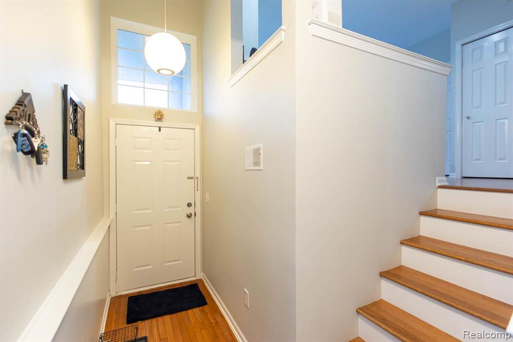 581 Cherry Orchard Road Canton, MI 48188 - Photo 10 of 50