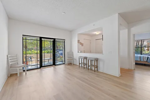 $320,000 | 2915 Tuscany Court, Unit 102, Palm Beach Gardens, FL 33410