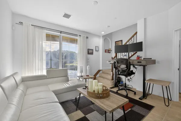 $625,000 | 4511 Artesa Way South, Palm Beach Gardens, FL 33418