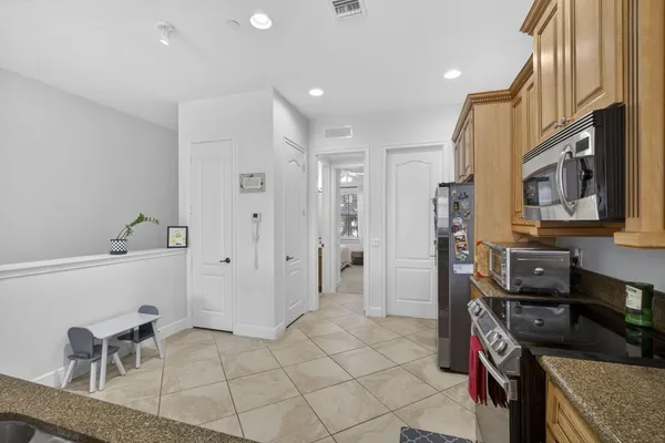 $625,000 | 4511 Artesa Way South, Palm Beach Gardens, FL 33418