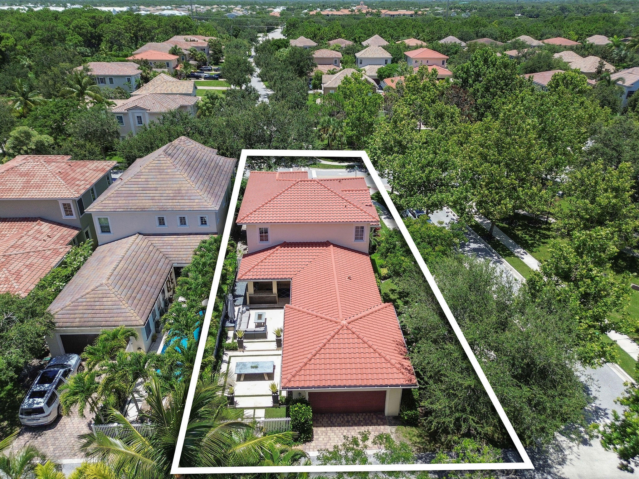 147 Killarney Court Jupiter, FL 33458 - Photo 54 of 68 an aerial view of house with yard