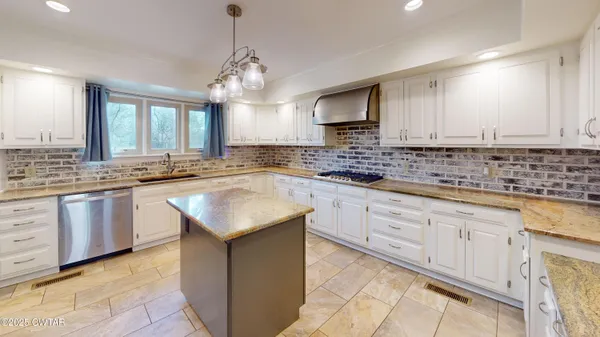 $399,000 | 1031 Dianne Drive, Dyersburg, TN 38024