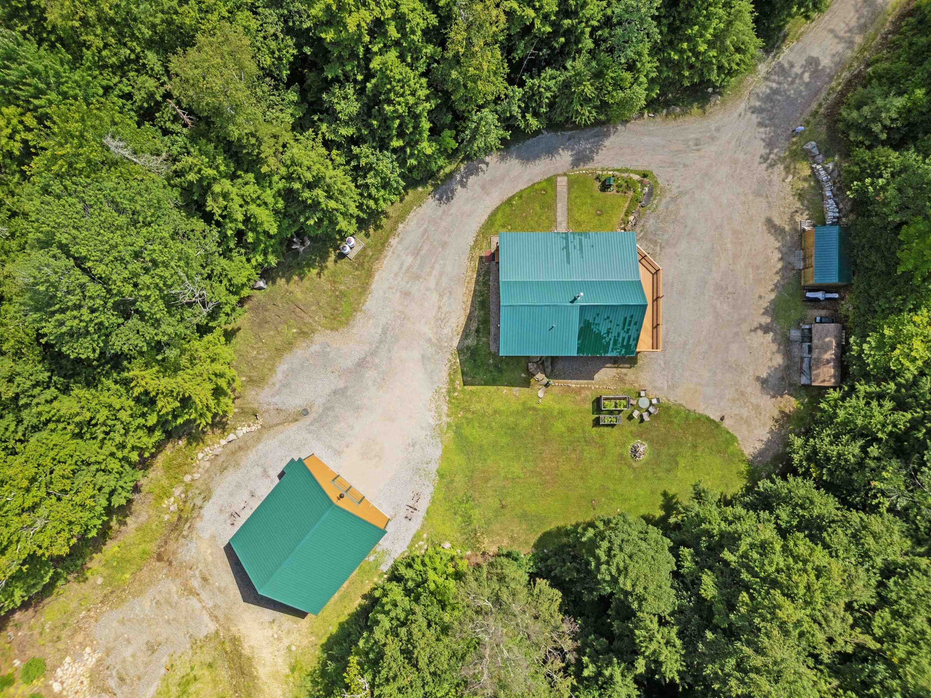 165 Covered Bridge Road Thornton, NH 03285 - Photo 4 of 59