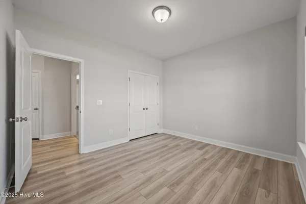 $2,275 | 1022 Terraces Lane, Hampstead, NC 28443