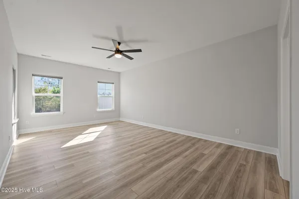 $2,275 | 1022 Terraces Lane, Hampstead, NC 28443