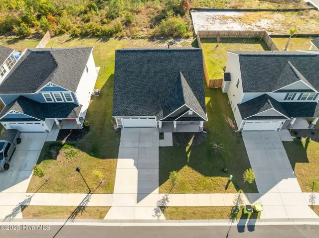 $2,325 | 1022 Terraces Lane, Hampstead, NC 28443