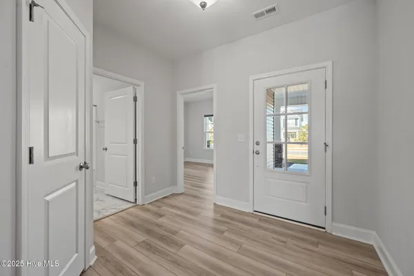 $2,275 | 1022 Terraces Lane, Hampstead, NC 28443