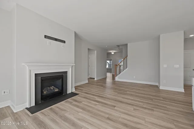 $2,325 | 1022 Terraces Lane, Hampstead, NC 28443