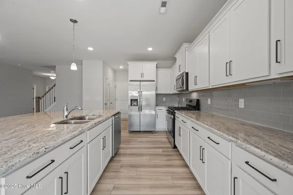 $2,275 | 1022 Terraces Lane, Hampstead, NC 28443