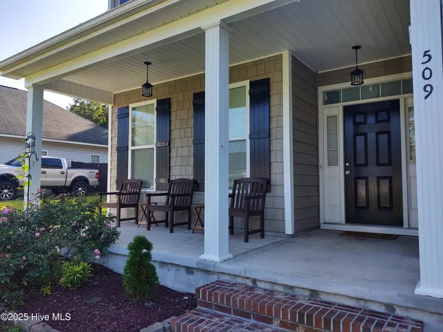 $2,100 | 509 Blue Angel Court, Jacksonville, NC 28540