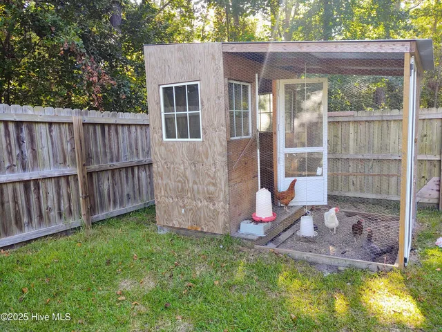 $2,100 | 509 Blue Angel Court, Jacksonville, NC 28540