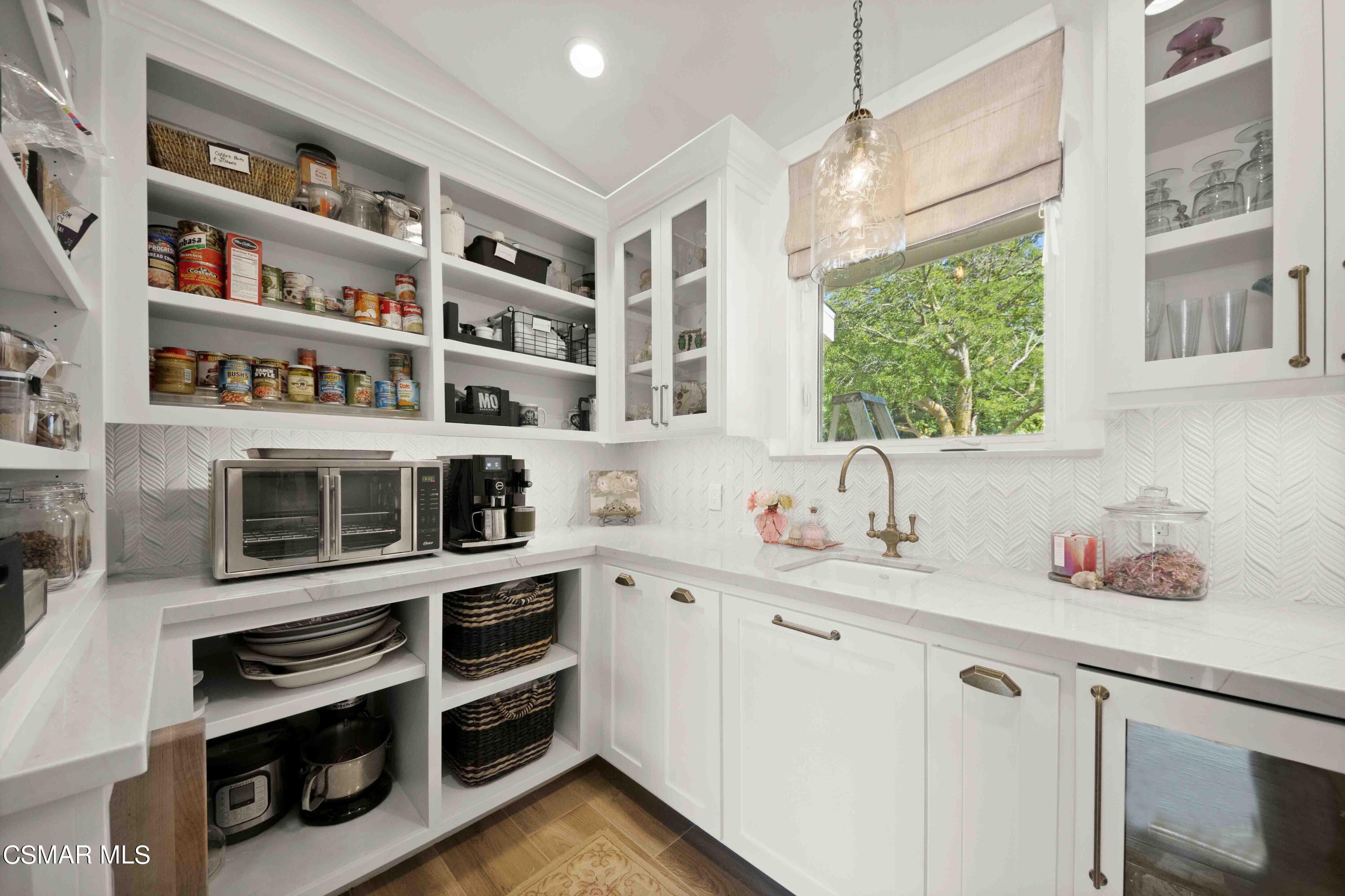 2382 Duval Road Camarillo, CA 93012 - Photo 13 of 85 DSC06878