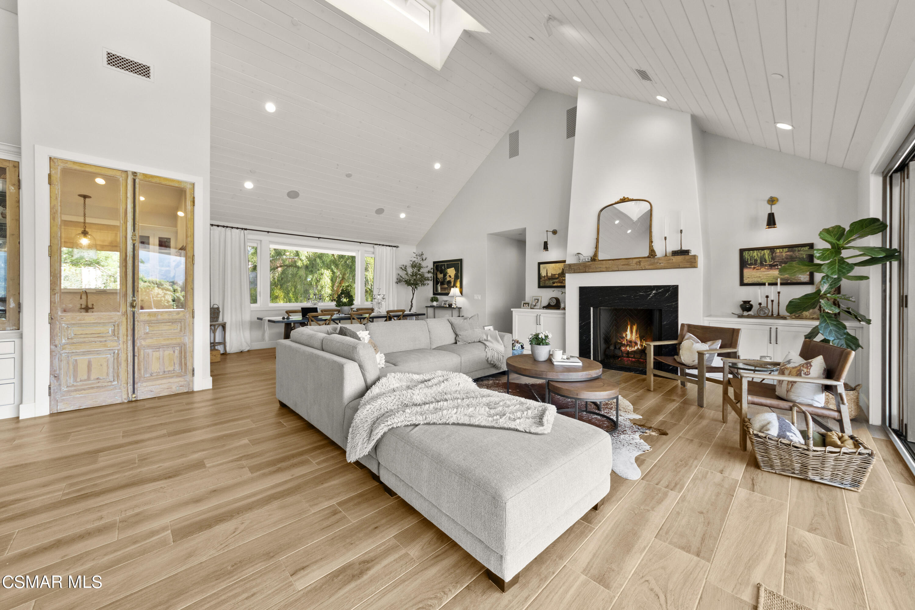 2382 Duval Road Camarillo, CA 93012 - Photo 16 of 85 DSC06755