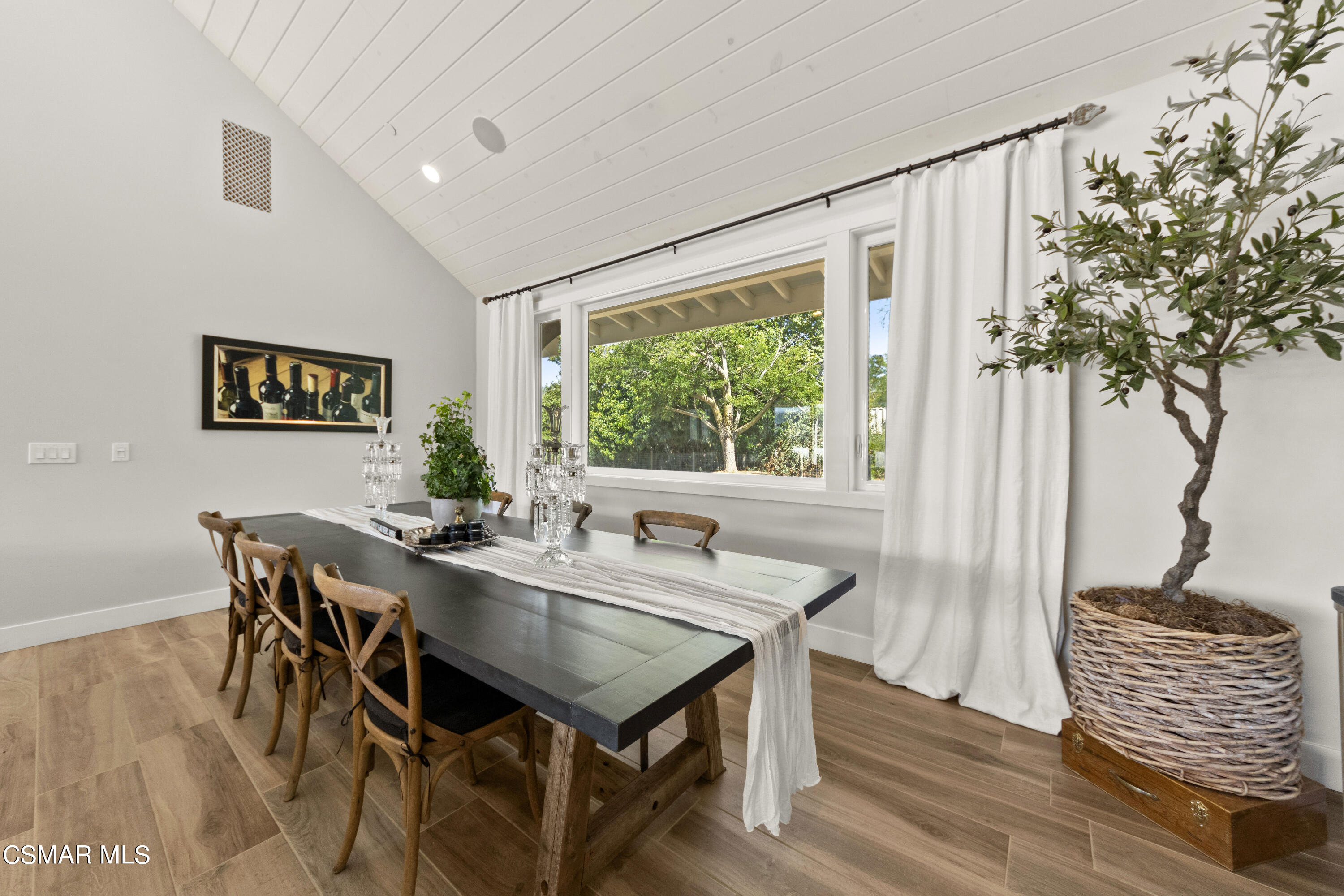 2382 Duval Road Camarillo, CA 93012 - Photo 18 of 85 DSC06803