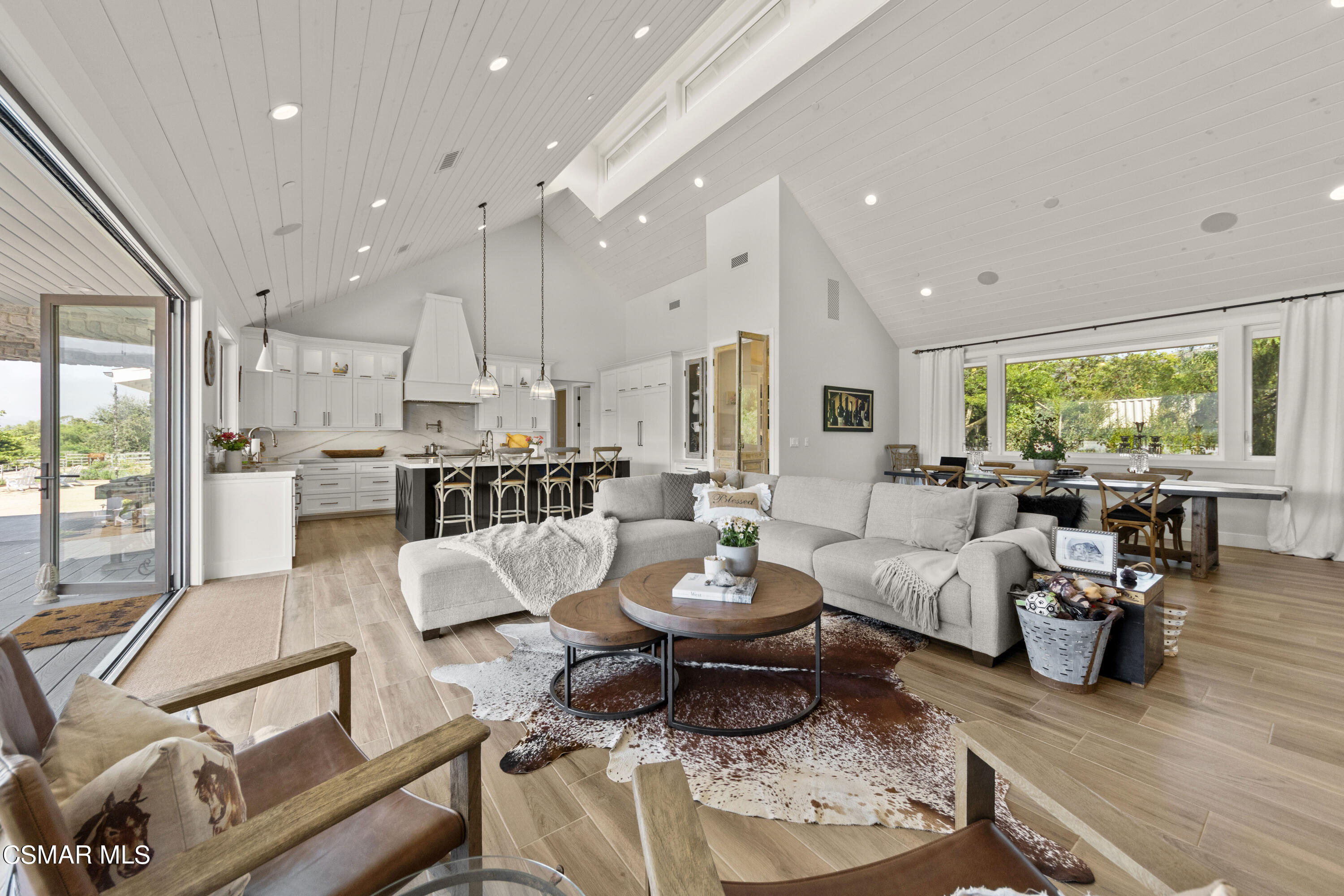 2382 Duval Road Camarillo, CA 93012 - Photo 23 of 85 DSC06767