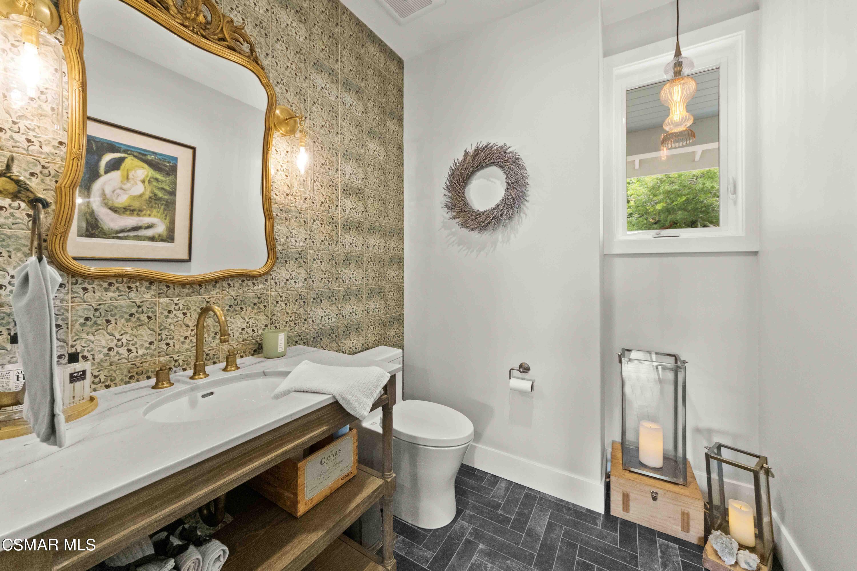 2382 Duval Road Camarillo, CA 93012 - Photo 43 of 85 DSC06527