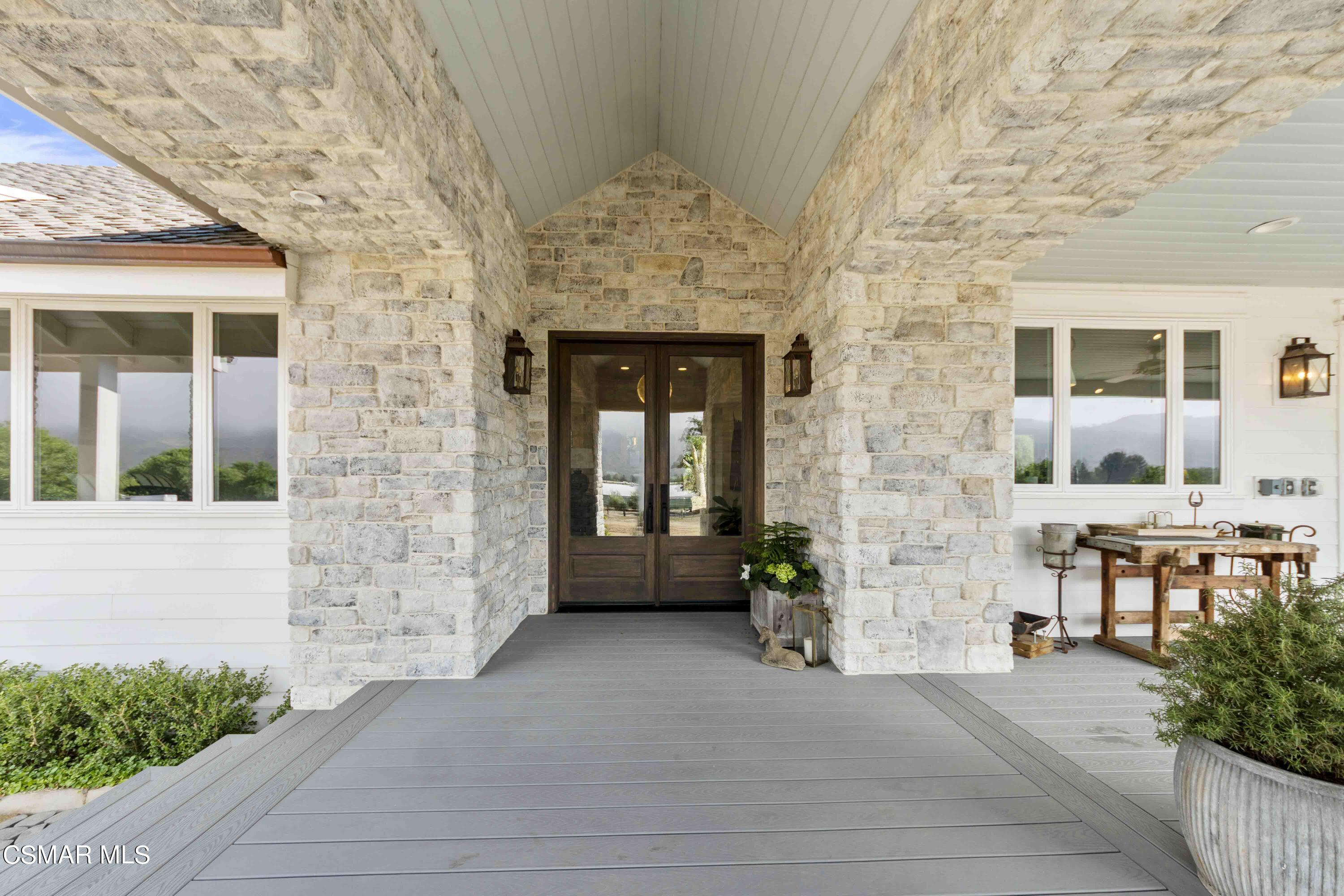 2382 Duval Road Camarillo, CA 93012 - Photo 6 of 85 DSC06678