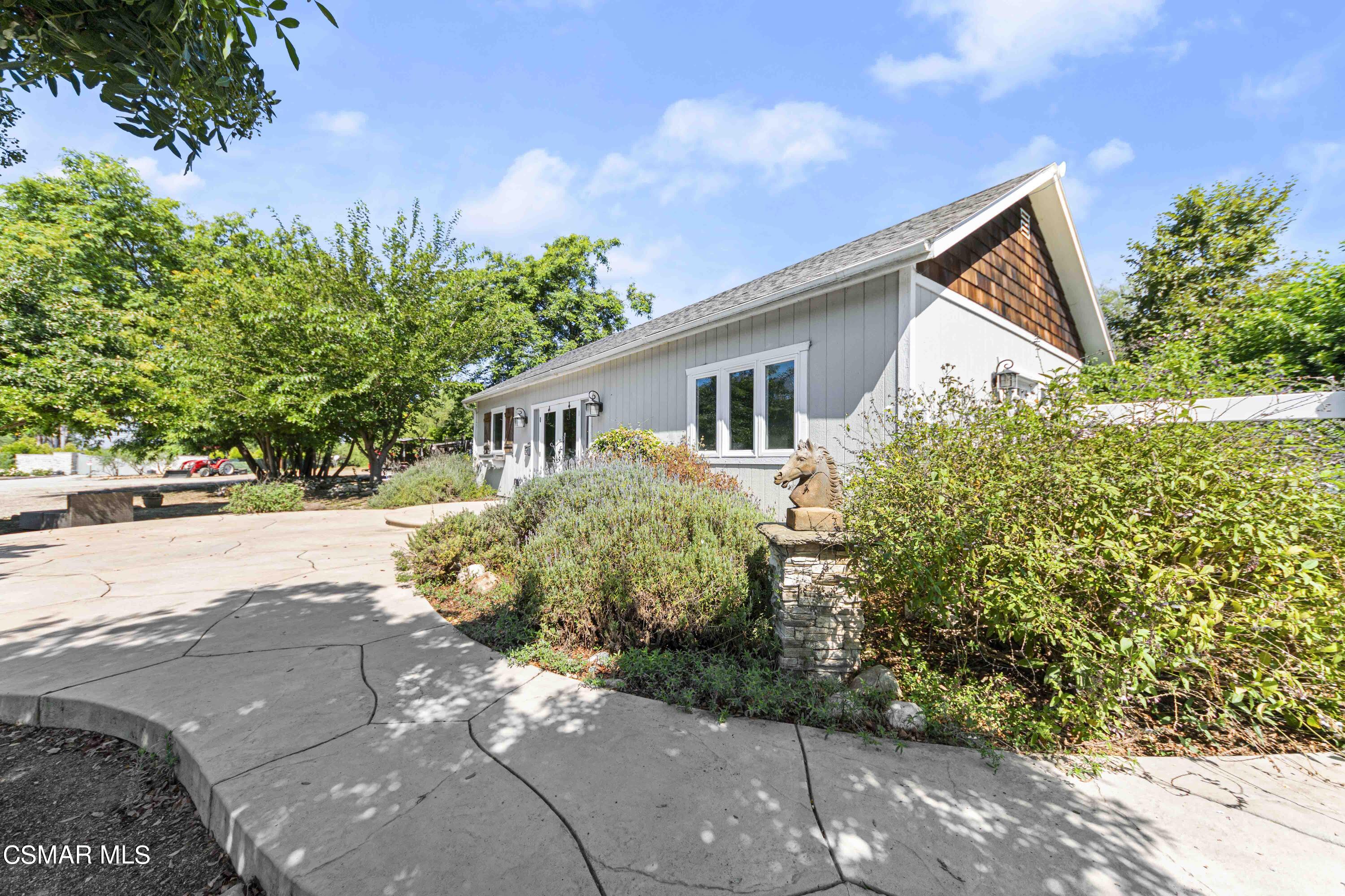 2382 Duval Road Camarillo, CA 93012 - Photo 68 of 85 DSC07113