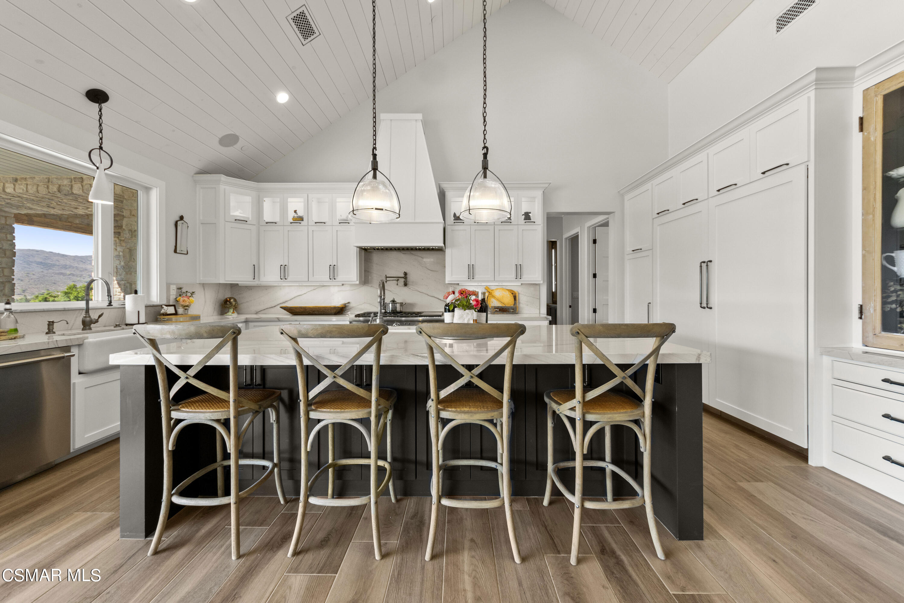 2382 Duval Road Camarillo, CA 93012 - Photo 10 of 85 DSC06824