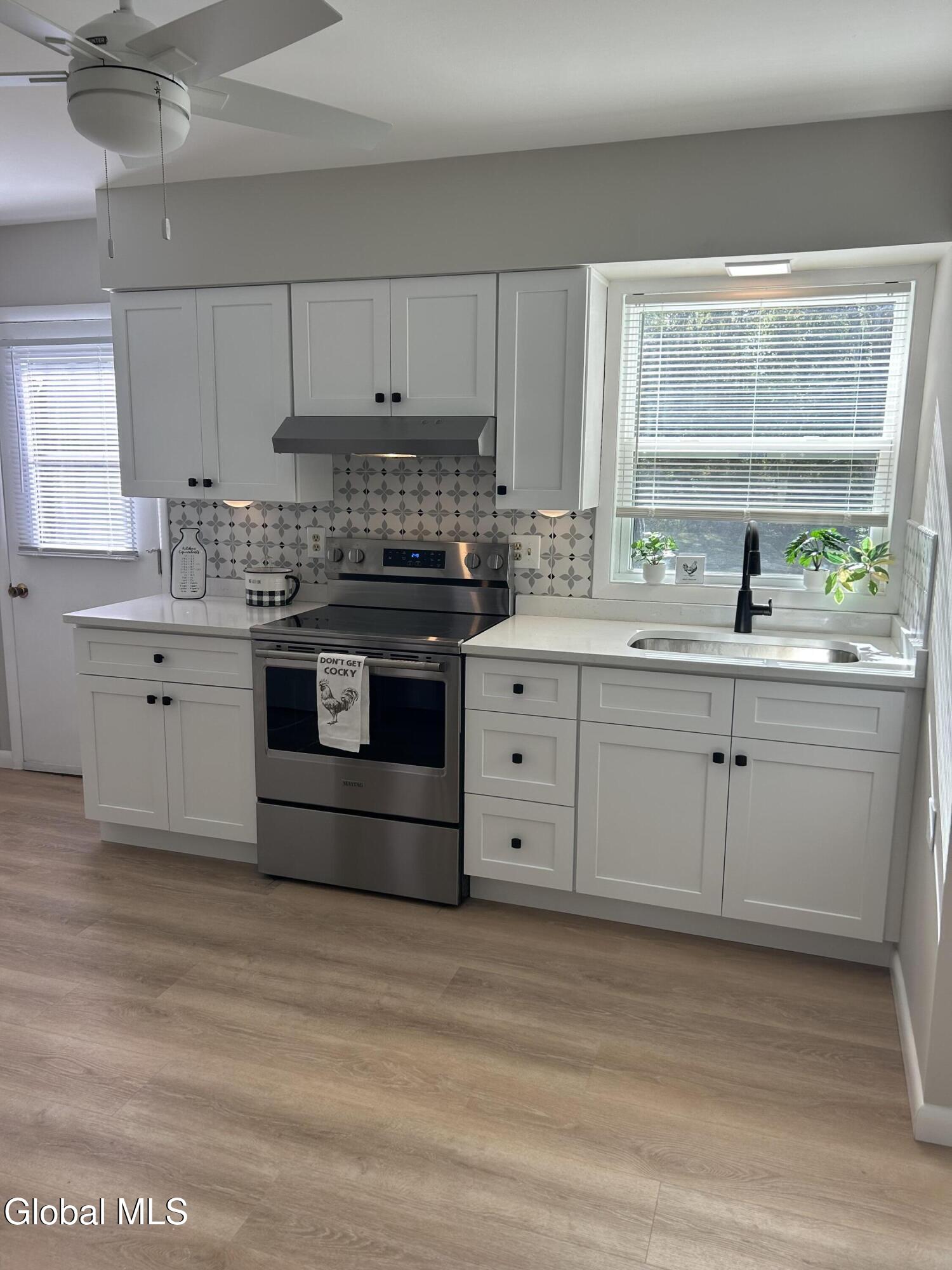 496 Old Niskayuna Road, Unit A Colonie, NY 12110 - Photo 9 of 20 IMG_3486