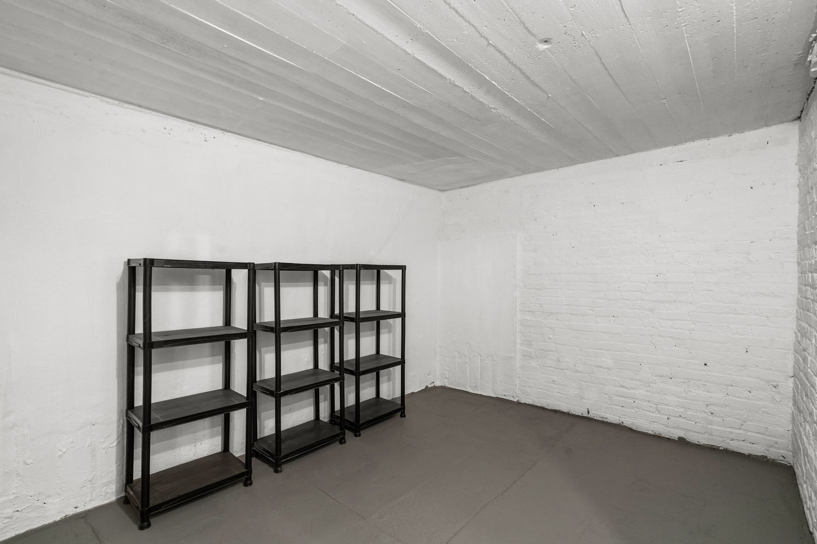 1600 Pine Road Homewood, IL 60430 - Photo 22 of 28 a view of entryway