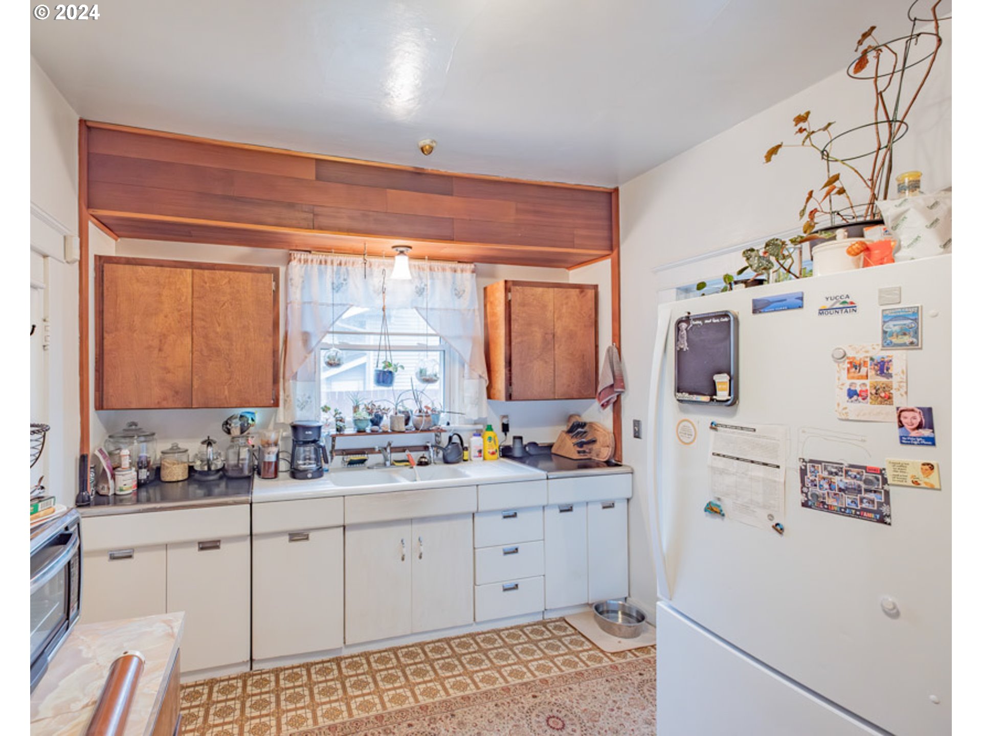 351 West Grant Street Lebanon, OR 97355 - Photo 3 of 34 Gallery Image 3