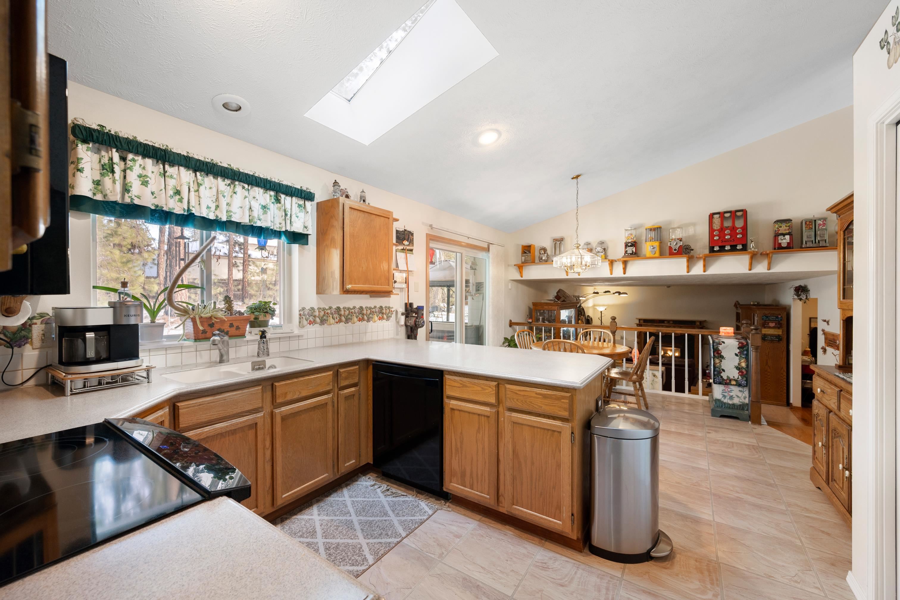 17812 North Freedom Lane Colbert, WA 99005 - Photo 10 of 28