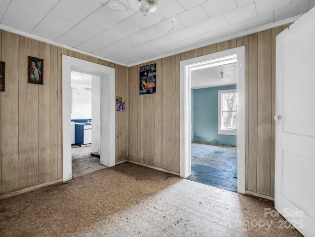 a view of a storage & utility room