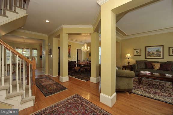 8192 Pohick Stream Place Springfield, VA 22153 - Photo 5 of 29 Interior (General)