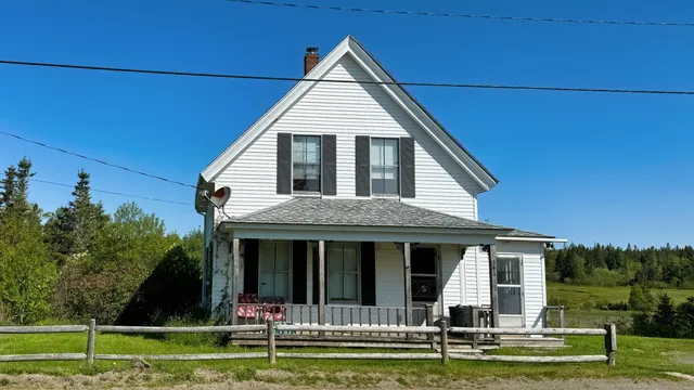 $159,500 | 343 Dixie Road, Lubec, ME 04652