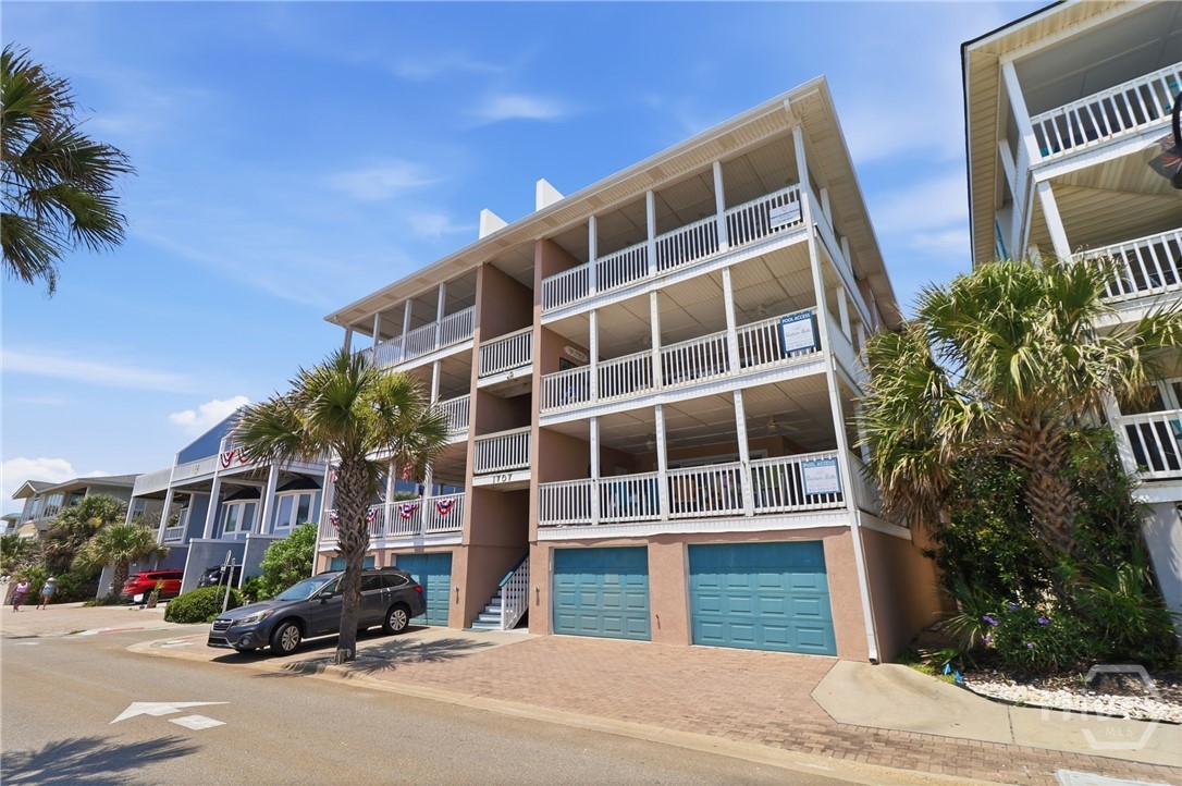 1707 Strand Avenue, Unit 4 Tybee Island, GA 31328 - Photo 2 of 36