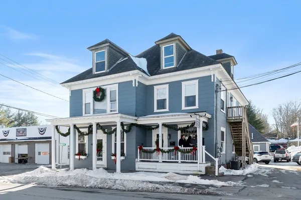 $1,950 | 113-115 Main Street, Unit 1, Pepperell, MA 01463