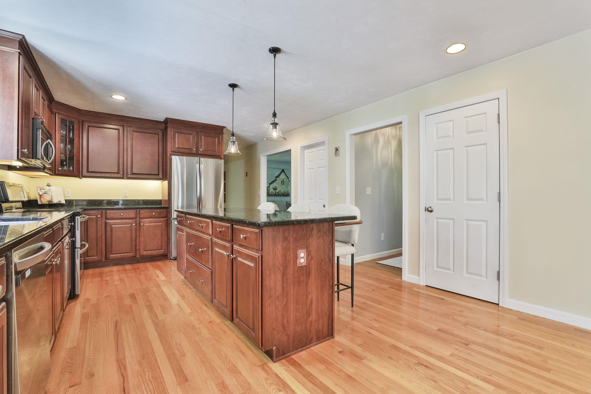 13 Hobart Hill Road Brookline, NH 03033 - Photo 10 of 55