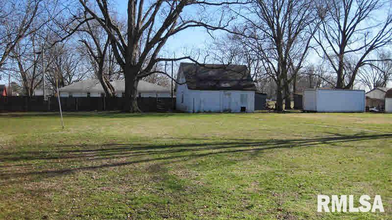 118 West Sycamore Street Ridgway, IL 62979 - Photo 3 of 9 Gallery Image 3
