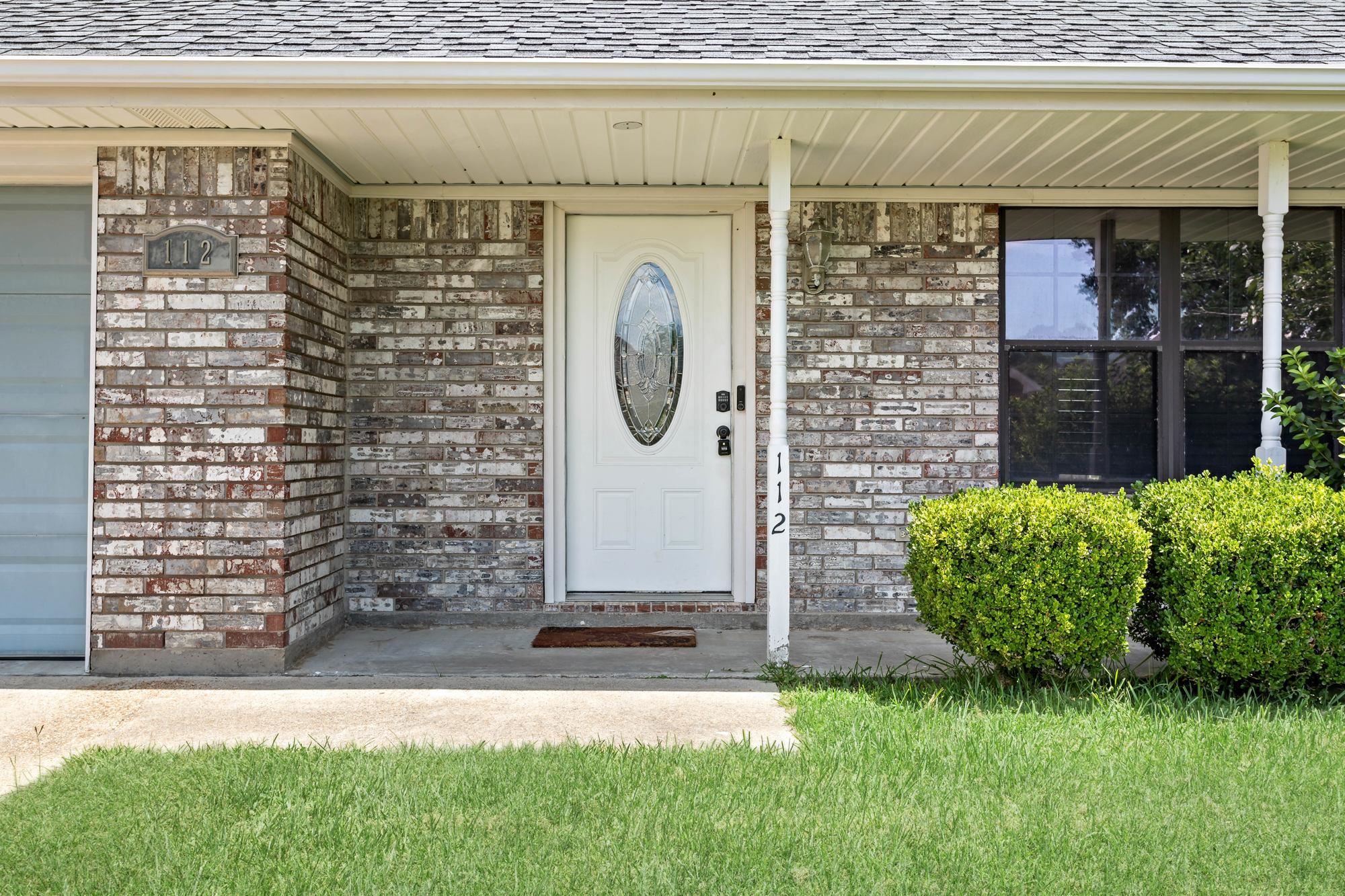 112 Robin Avenue Bridge City, TX 77611 - Photo 5 of 39