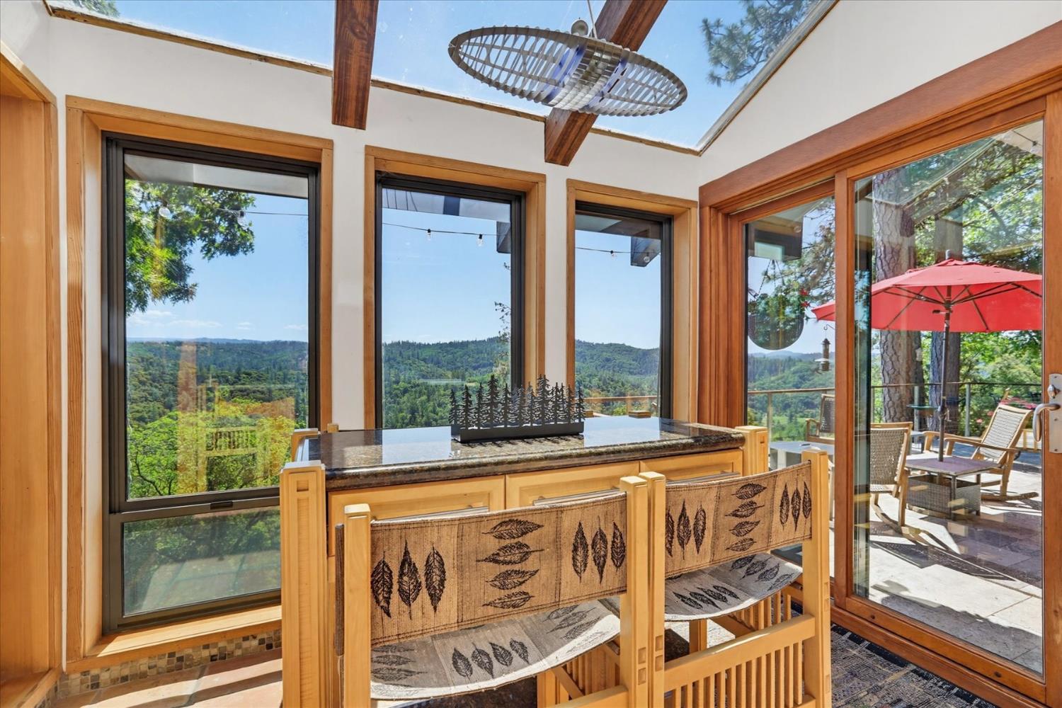 20111 Tanglewood Road Grass Valley, CA 95945 - Photo 15 of 93