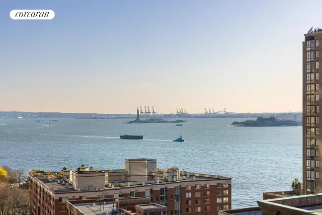 $2,300,000 | 250 South End Avenue, Unit PH2B | Battery Park City