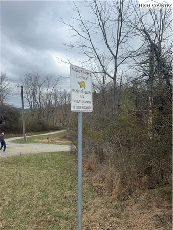 $16,000 | Lucky Hill, Grassy Creek, NC 28631